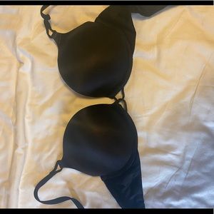 Victoria’s Secret 34 B push up bra